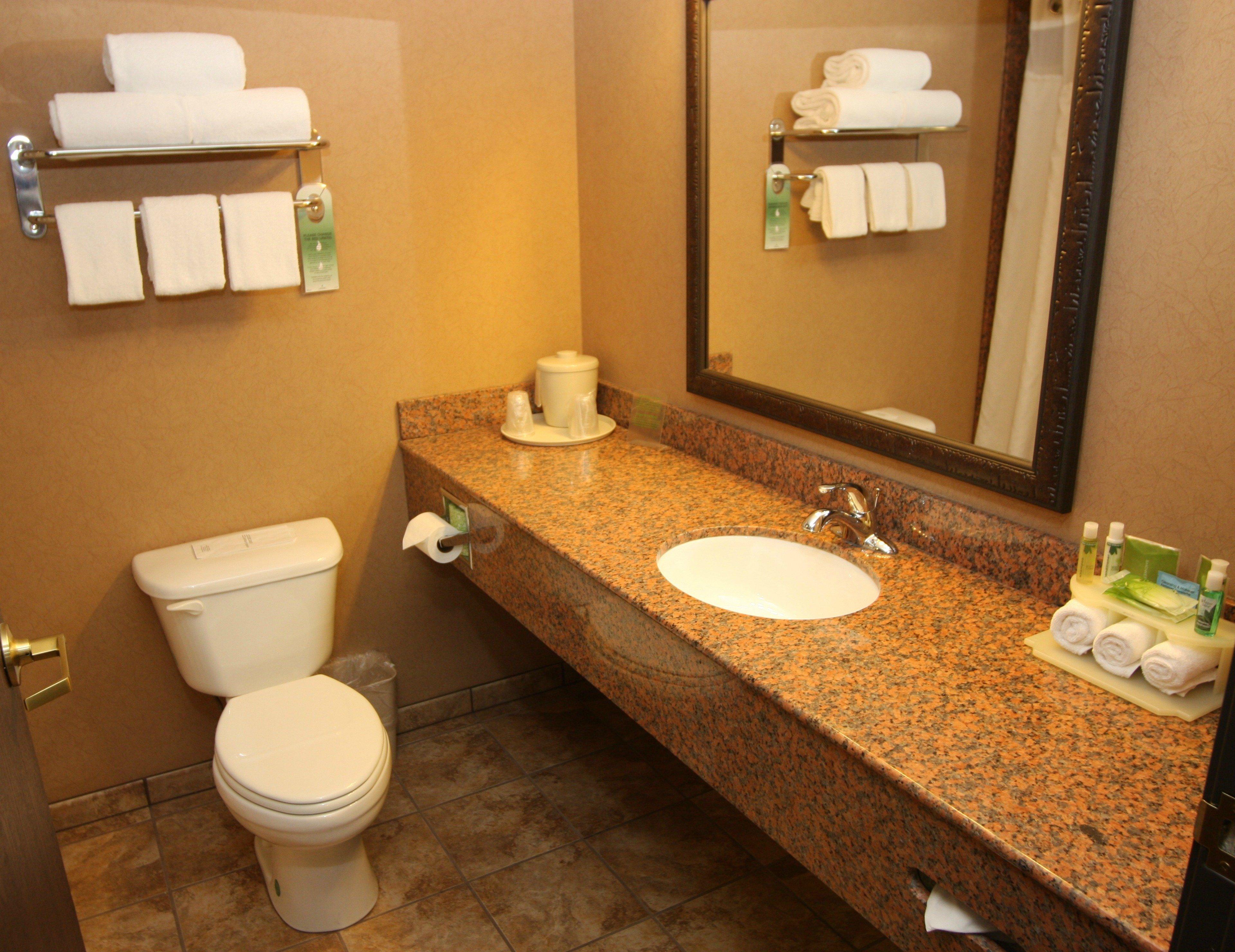 Holiday Inn Express & Suites Donegal By Ihg Екстериор снимка