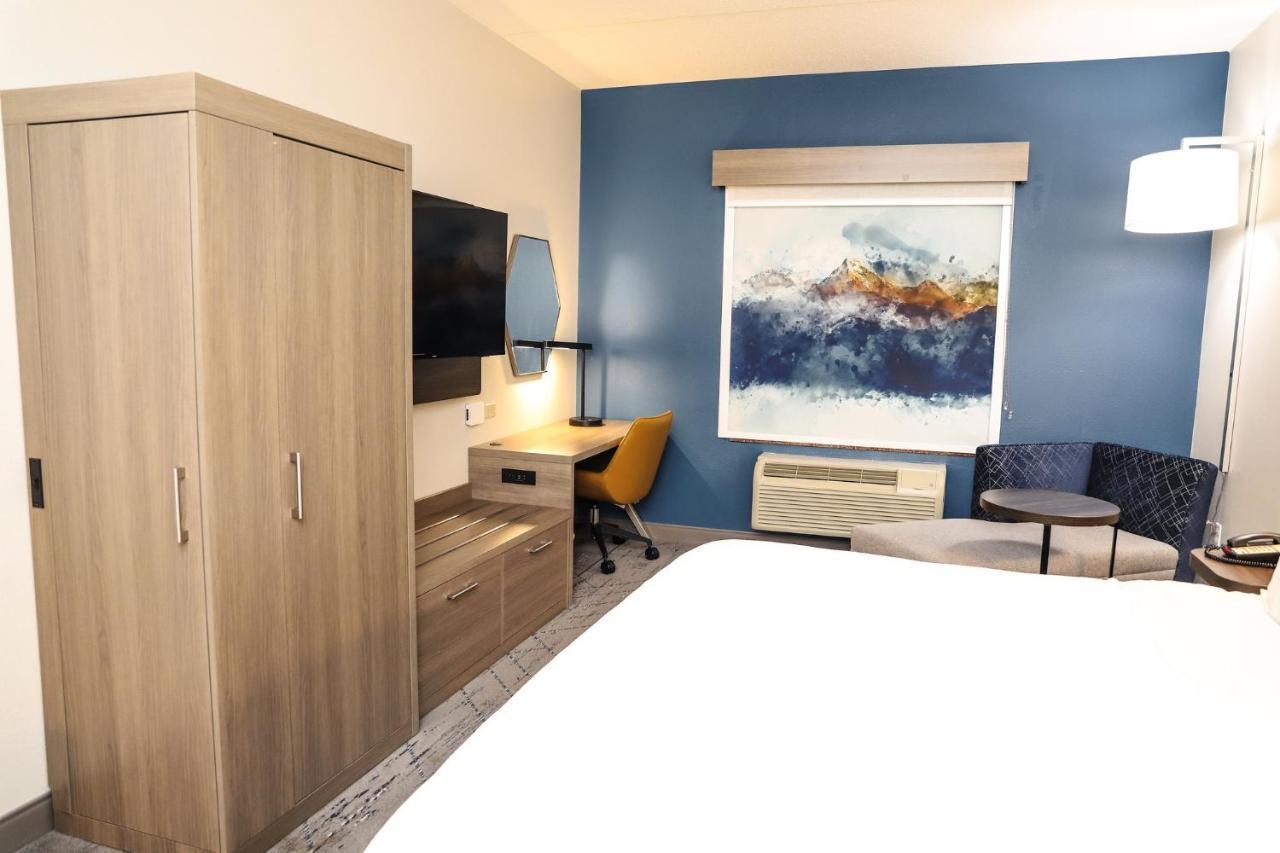 Holiday Inn Express & Suites Donegal By Ihg Екстериор снимка