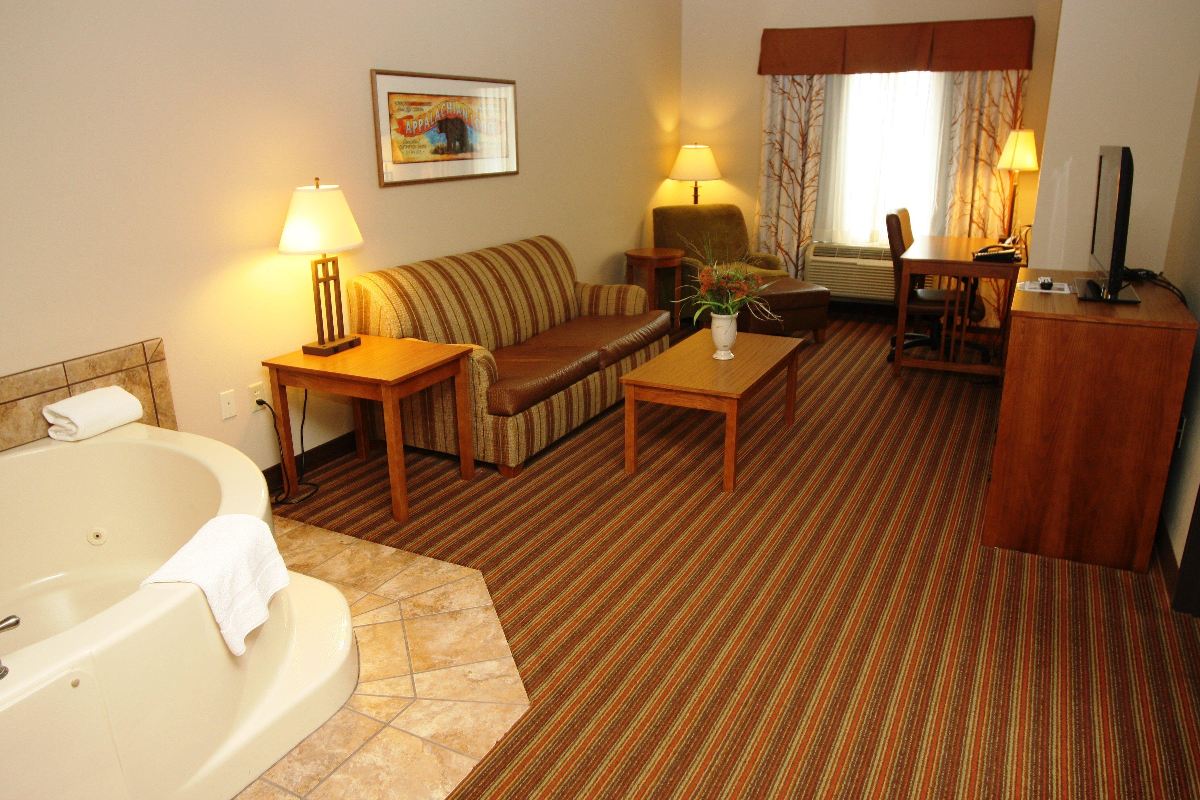 Holiday Inn Express & Suites Donegal By Ihg Екстериор снимка