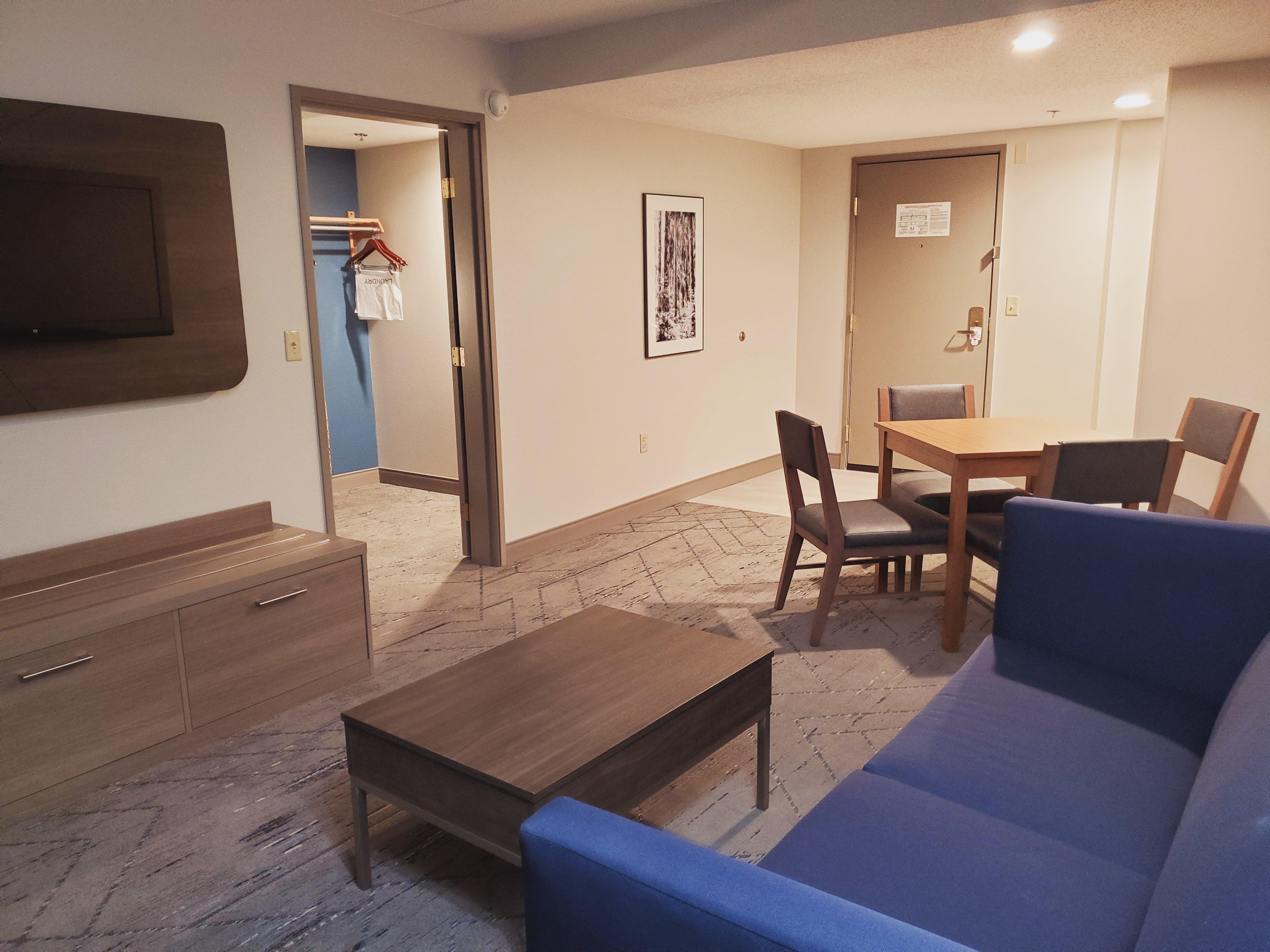 Holiday Inn Express & Suites Donegal By Ihg Екстериор снимка