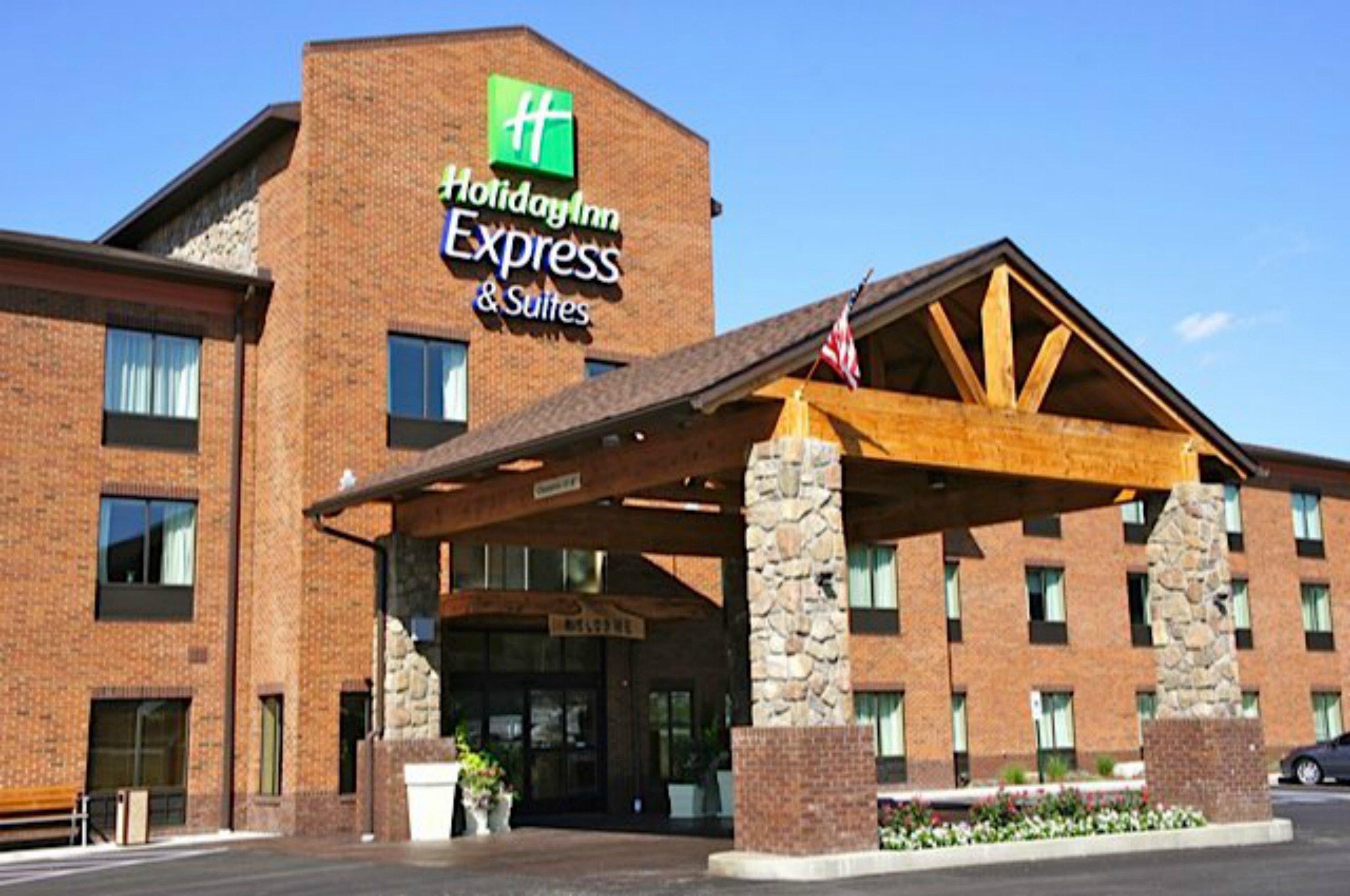 Holiday Inn Express & Suites Donegal By Ihg Екстериор снимка