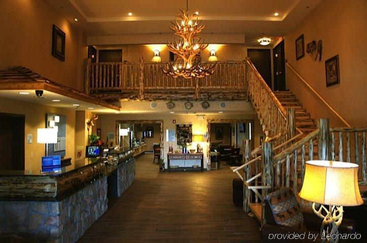 Holiday Inn Express & Suites Donegal By Ihg Интериор снимка