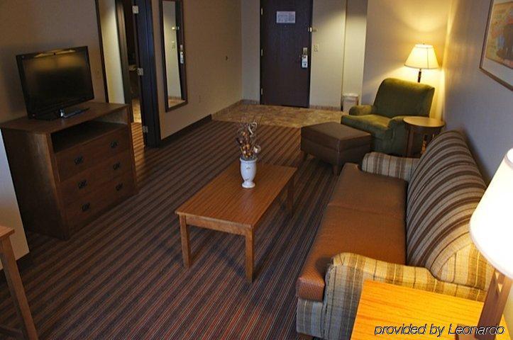 Holiday Inn Express & Suites Donegal By Ihg Стая снимка